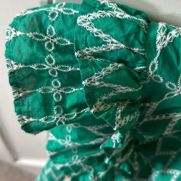 Universal Thread Ruffle Top - Picture 13 of 13